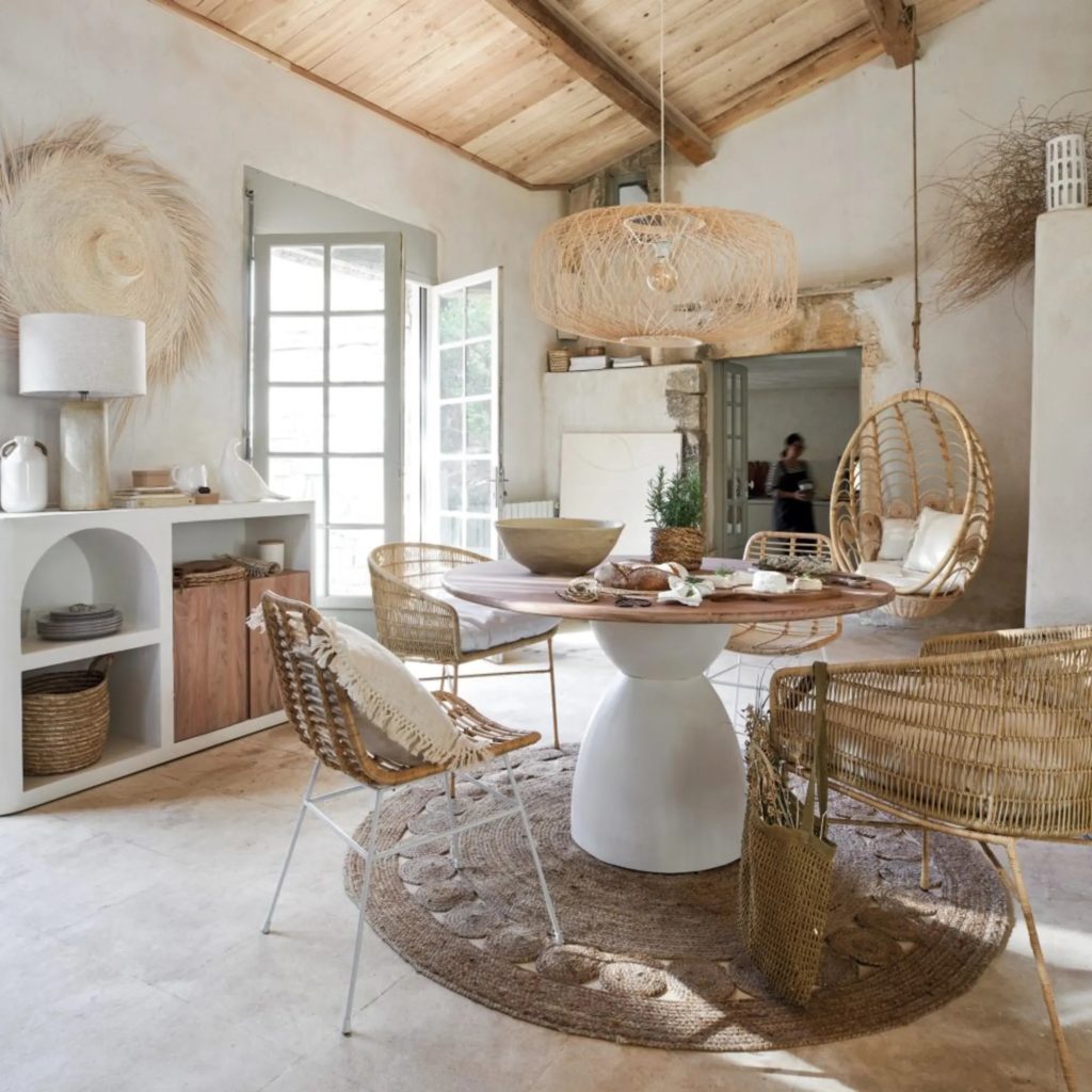 découvrez des idées d'aménagement et de décoration pour un salon minimaliste qui allie simplicité et esthétisme. transformez votre espace en un havre de paix avec des astuces pratiques et des inspirations modernes.